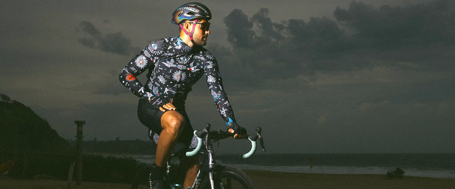 Cycling clothes europe hotsell